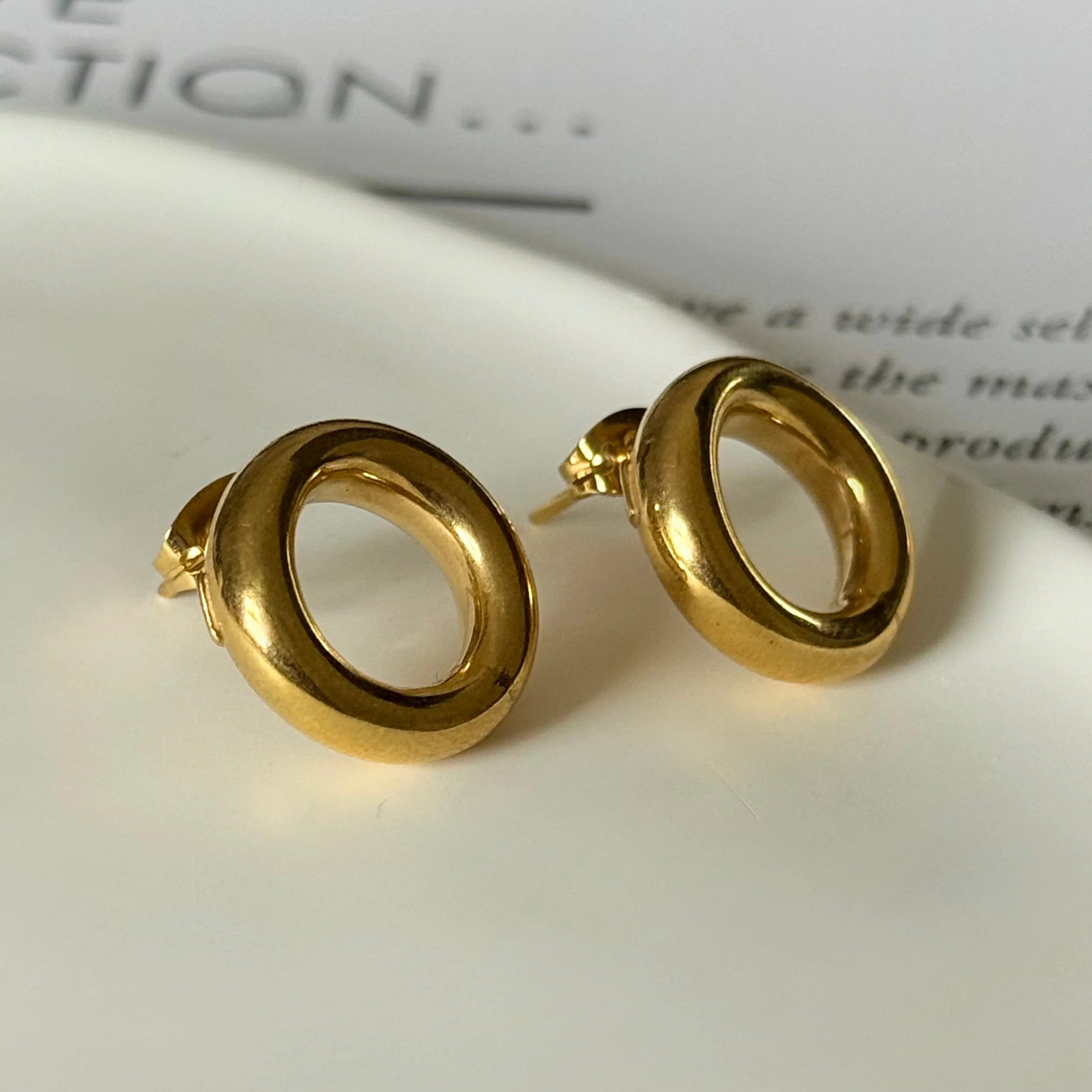 18k Gold Plated Silver Round Hoop Shaped Studs - Image 3