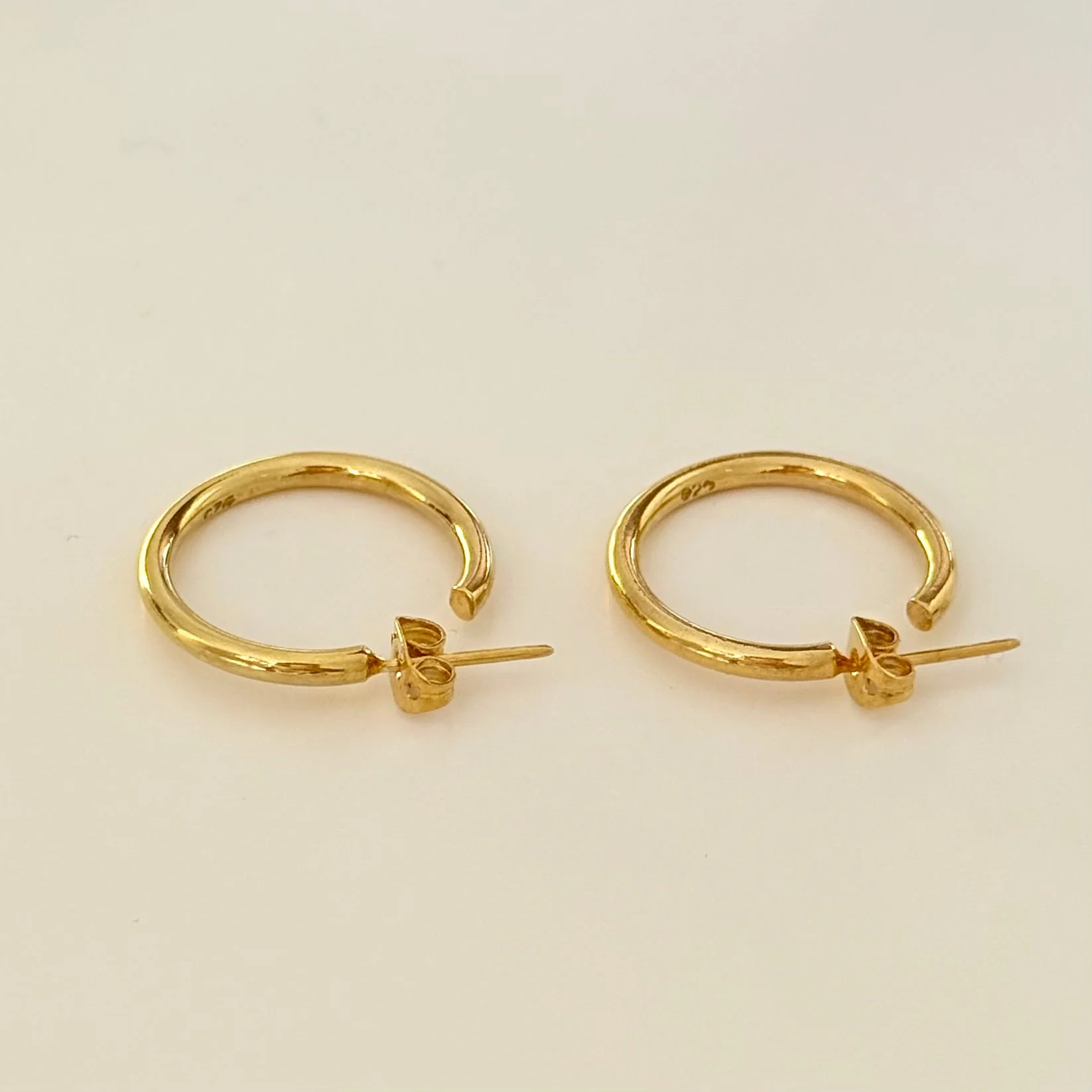 18k Gold Plated Sterling Silver Medium Sized Solid Round Everyday Hoops - Image 5