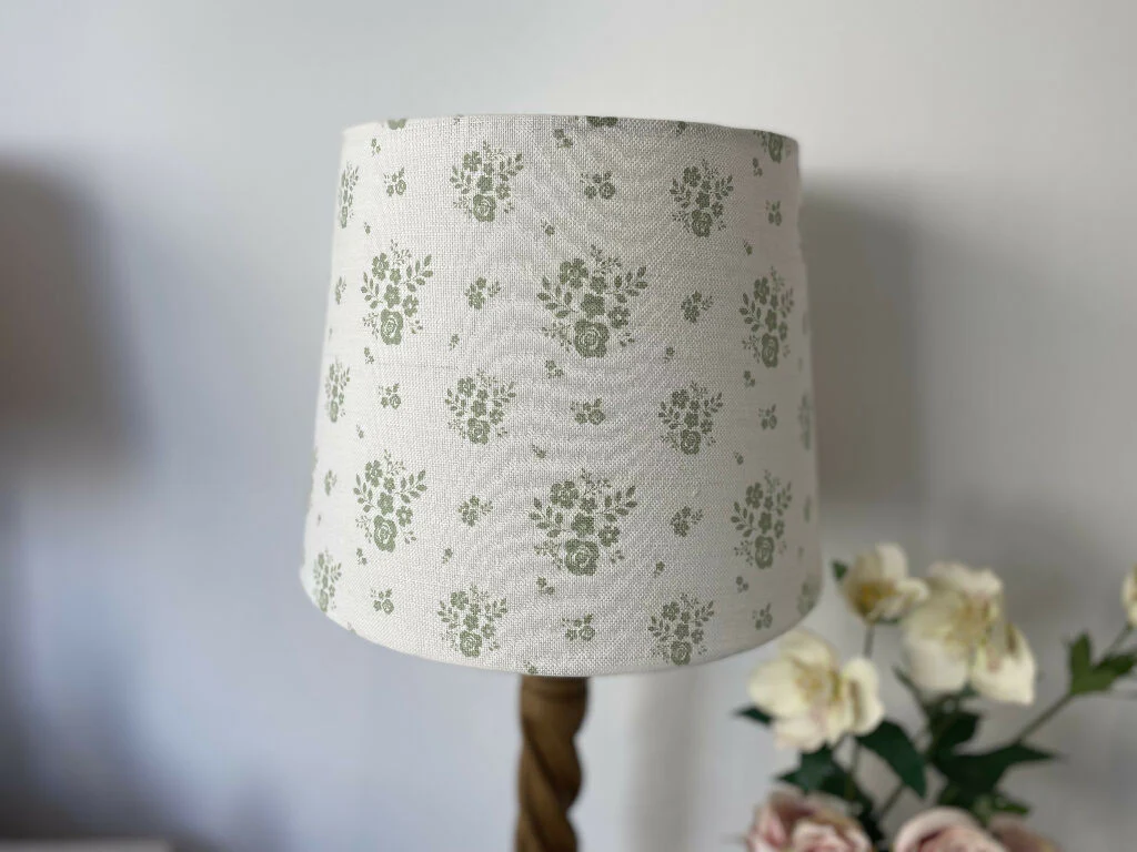 25cm Empire Lampshade in pretty Emilia Fog on white linen - Image 3