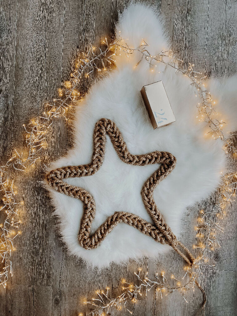 25cm Jute Spring Star Wreath - Image 6