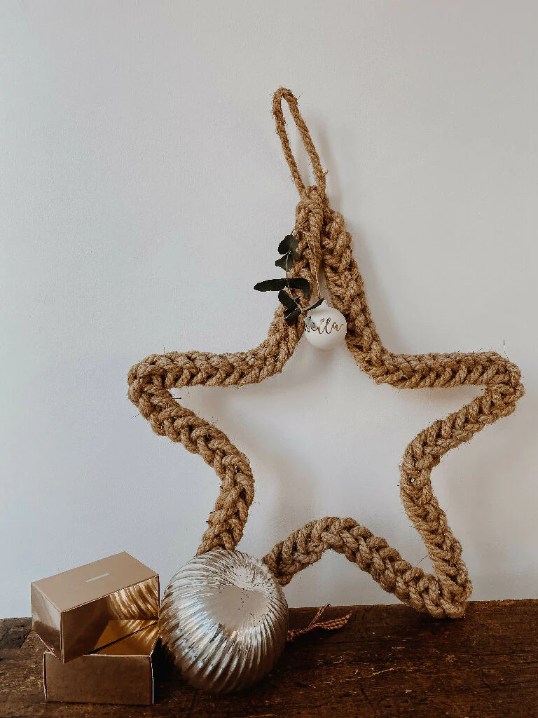 25cm Jute Spring Star Wreath - Image 8