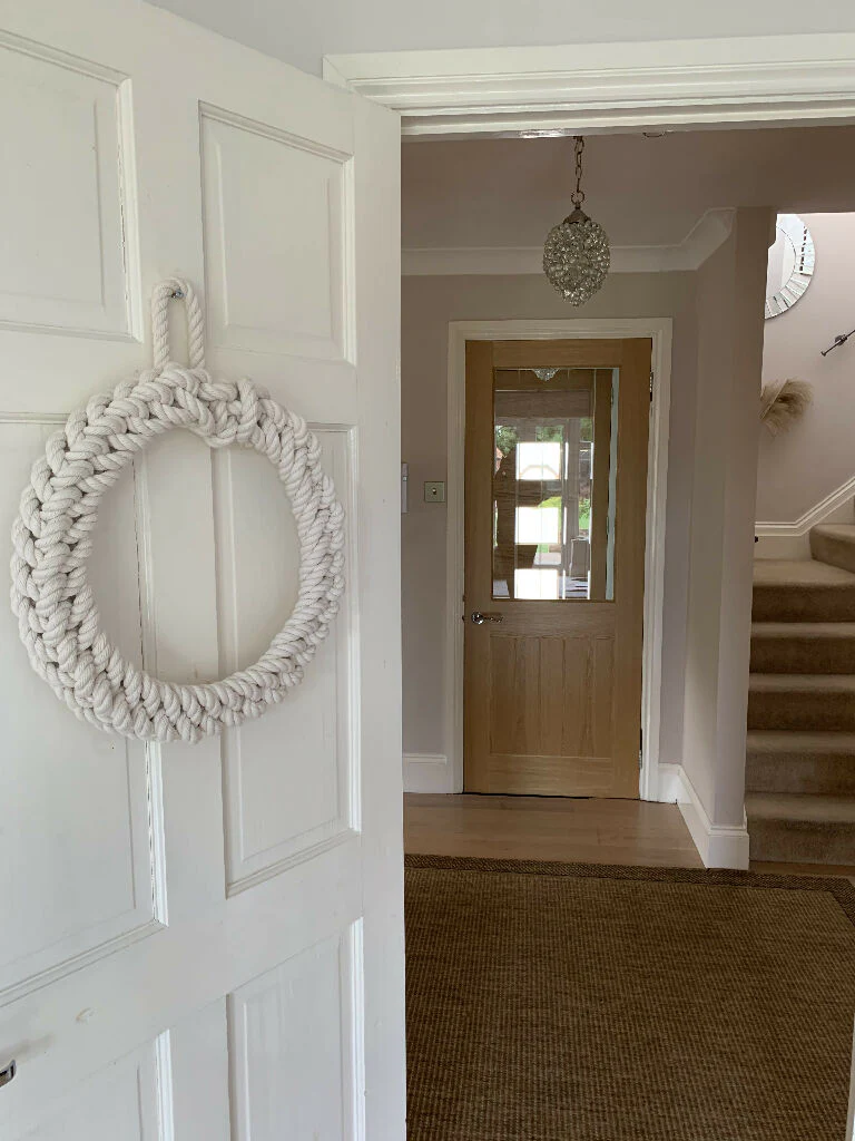 30cm White Cotton Spring Wreath - Image 8