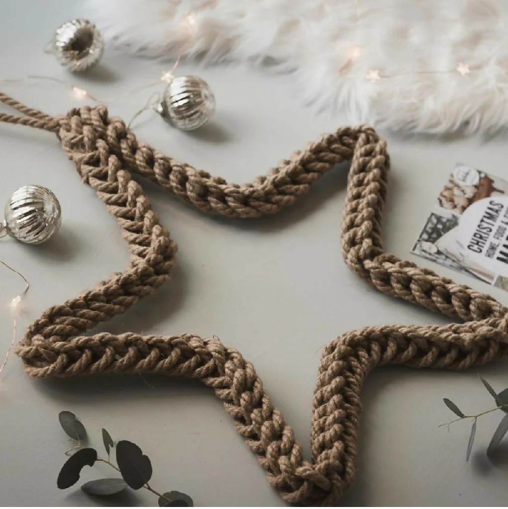 35cm Jute Spring Star Wreath - Image 2