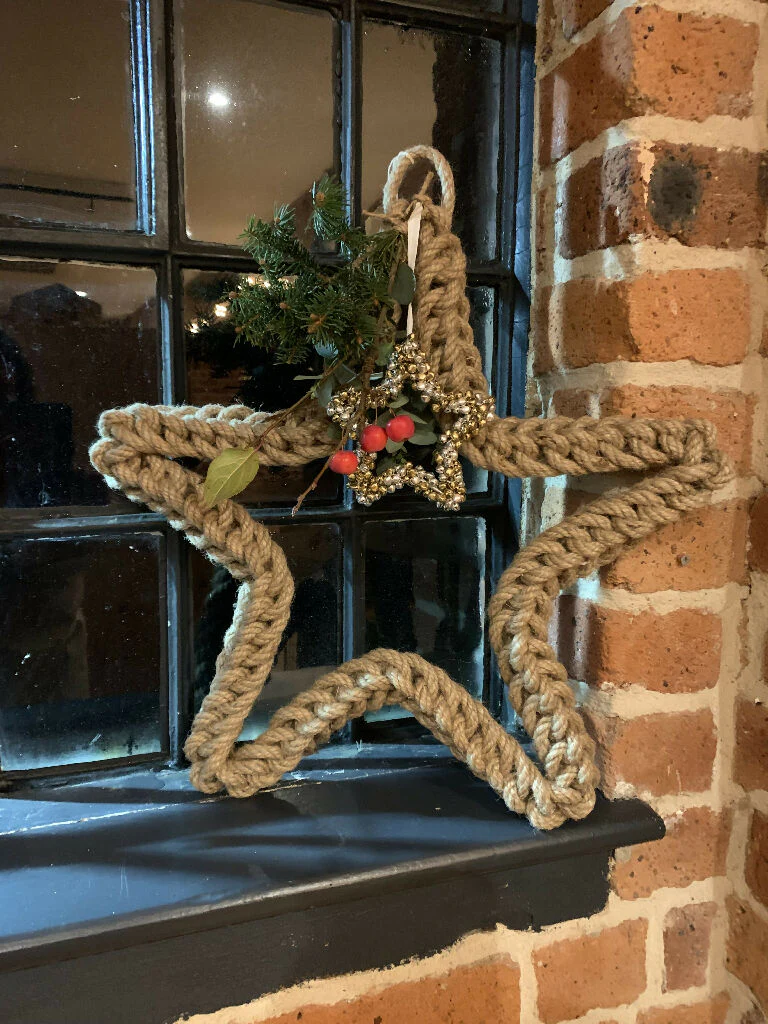 35cm Jute Spring Star Wreath - Image 5
