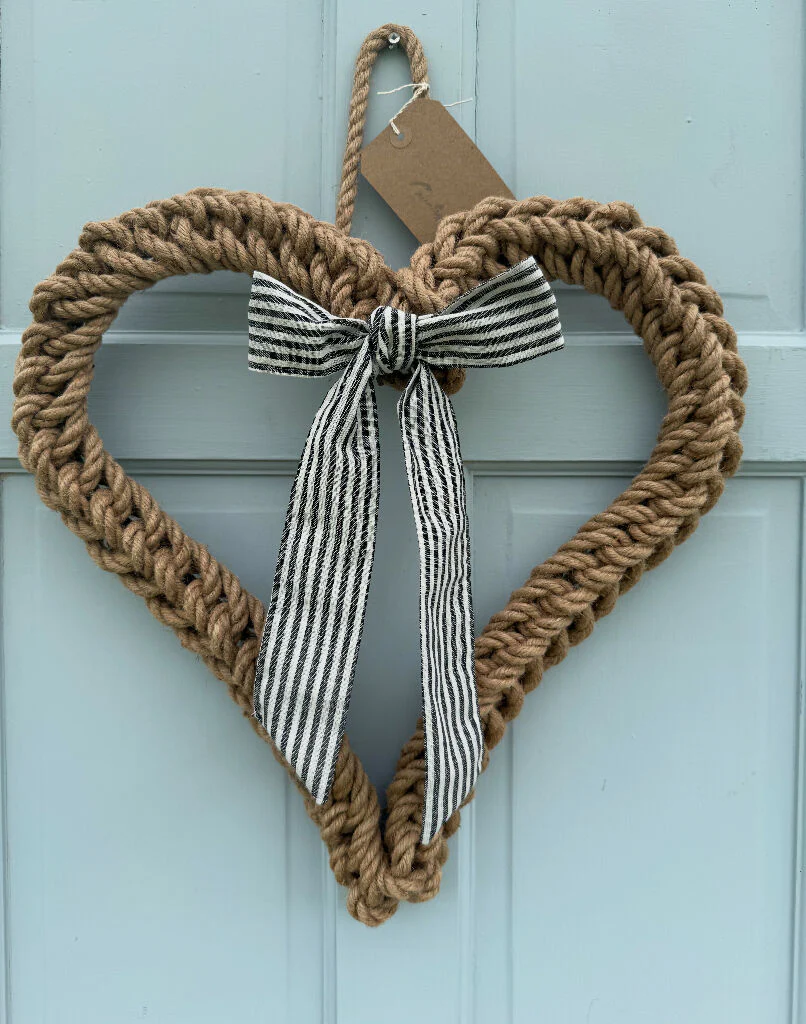 45cm Jute Heart Valentine’s Day Love Wreath