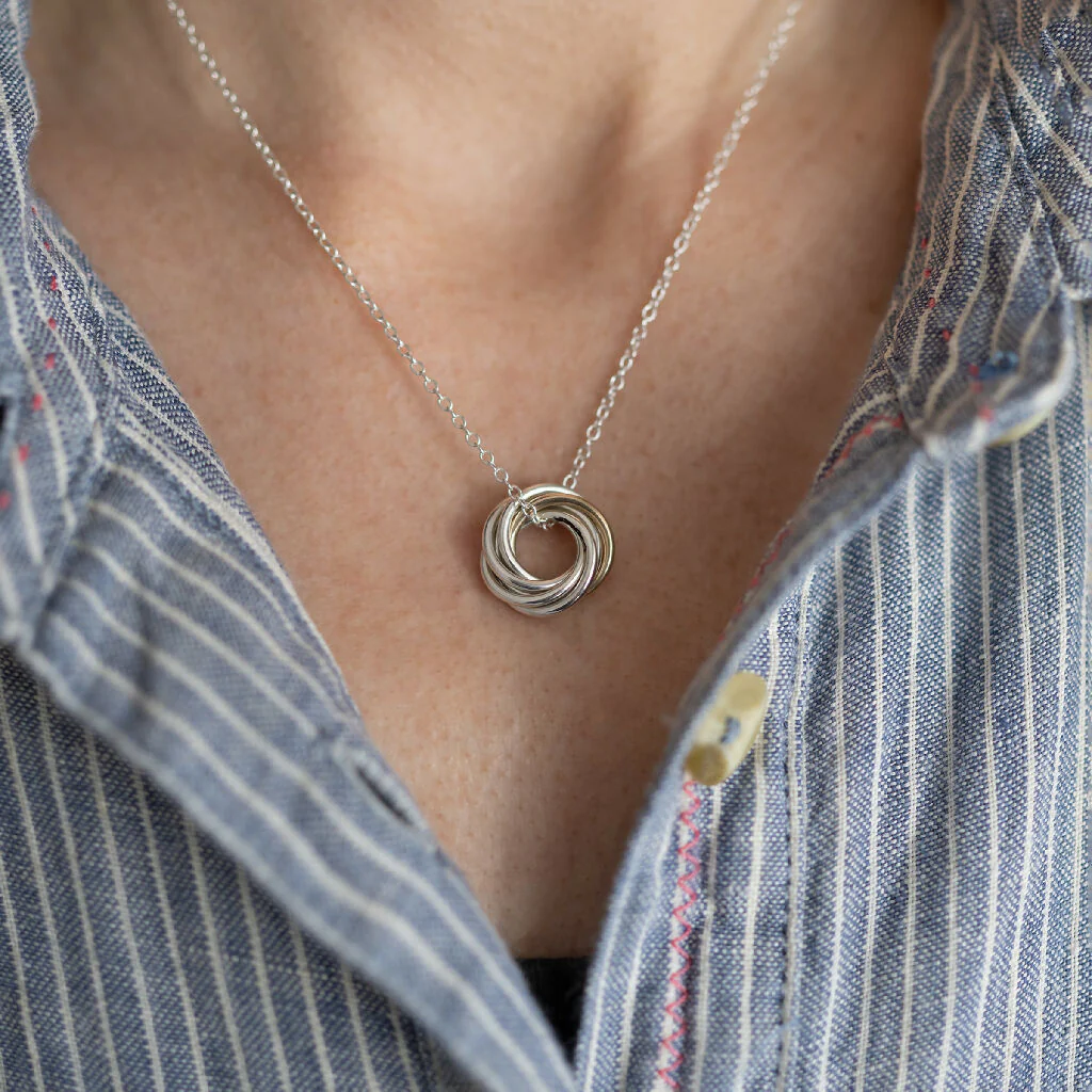 60th Gold and Silver Necklace - Image 9