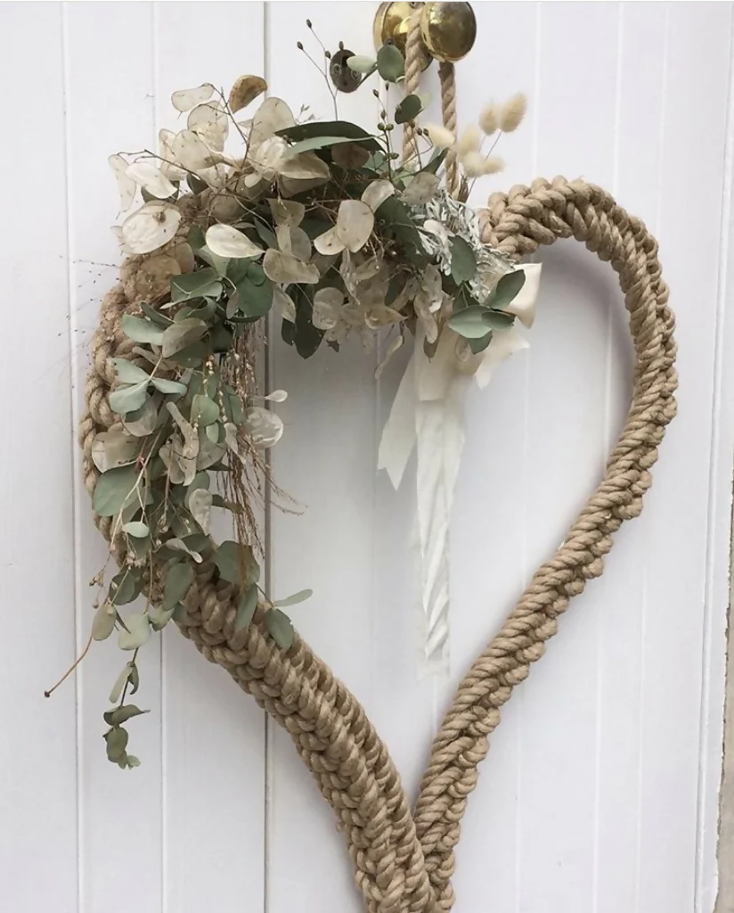 65cm Jute Love Heart Valentine’s Wreath