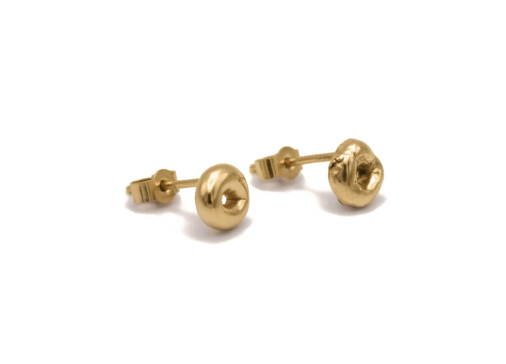 9ct Gold Mini Molten Donut Studs - Image 2