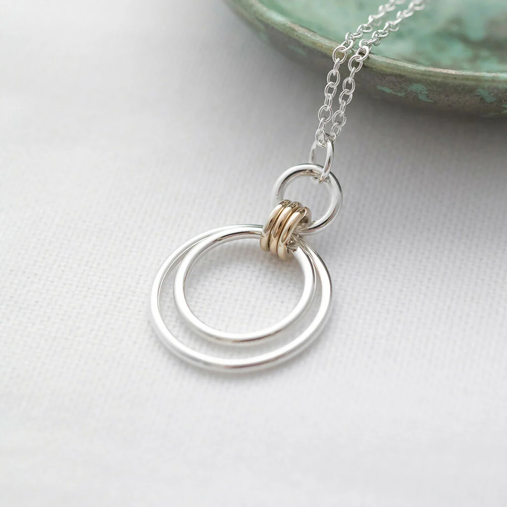 9ct Gold & Silver Three Ring Circle Necklace - Image 2