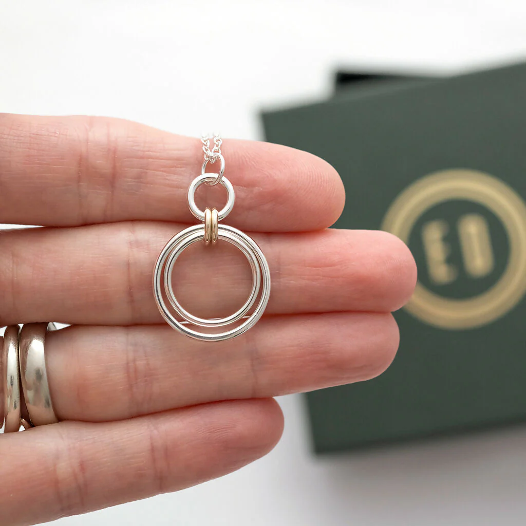 9ct Gold & Silver Two Ring Circle Necklace - Image 8