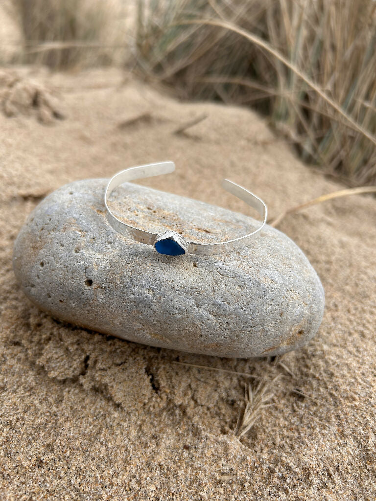 Seaglass & Silver Cuff Bangle - Image 8