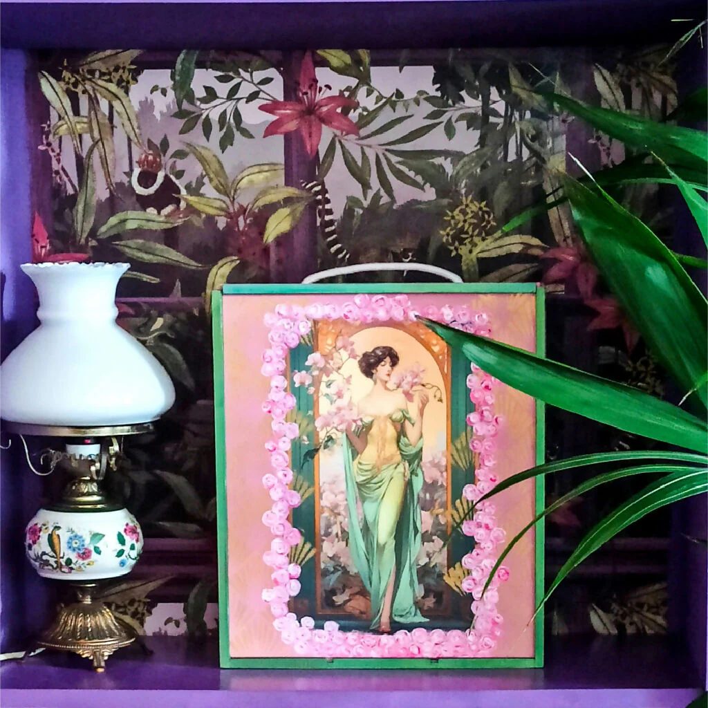 ART NOUVEAU DECOUPAGED WINE CADDY & KEEPSAKE BOX - Image 6