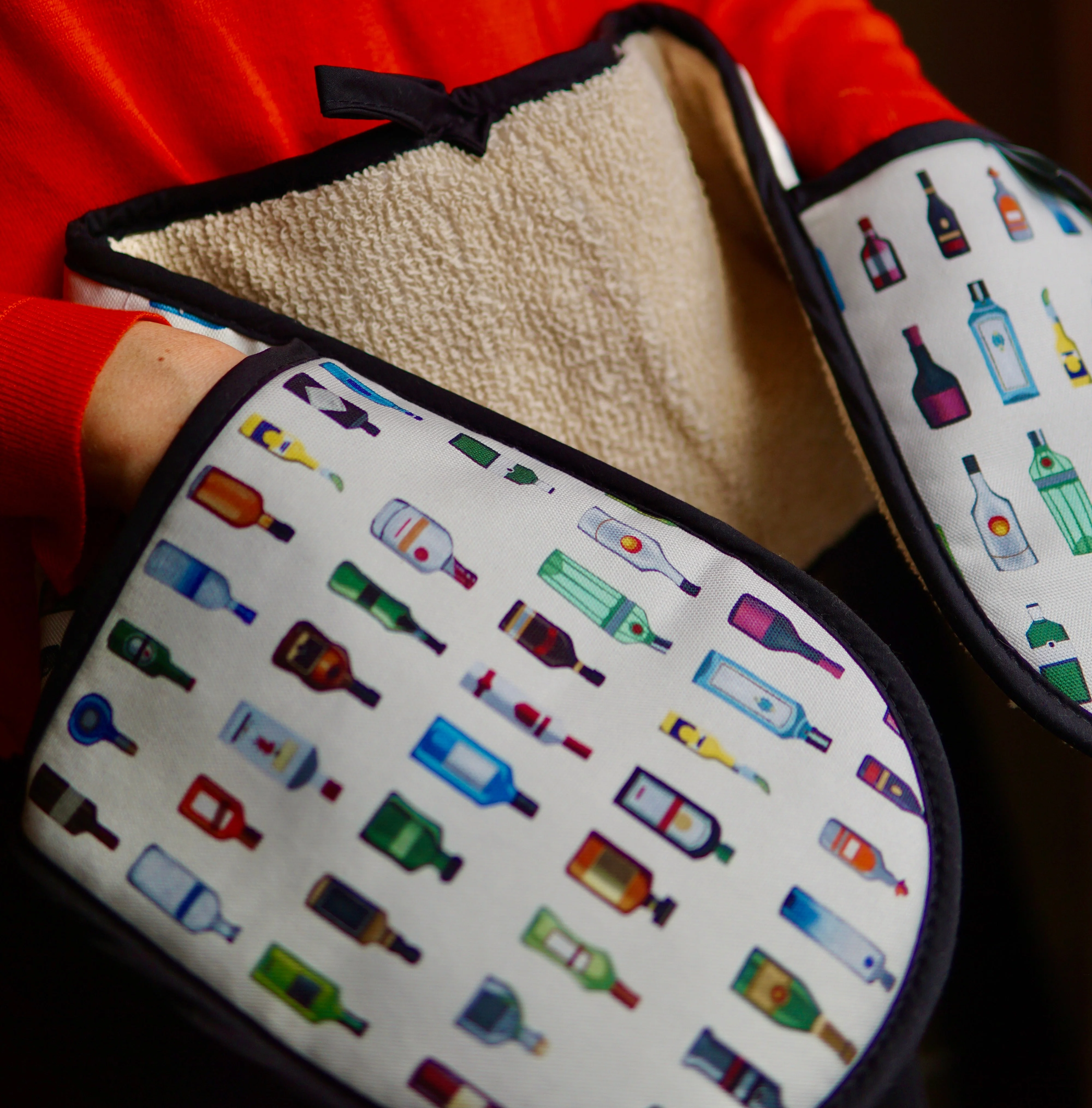 BAR Double Oven Gloves - Image 3