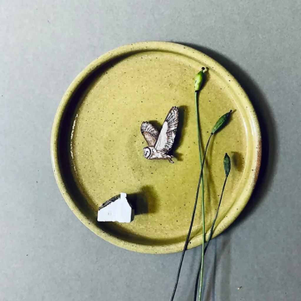 Barn Owl Mini Pin - Image 3