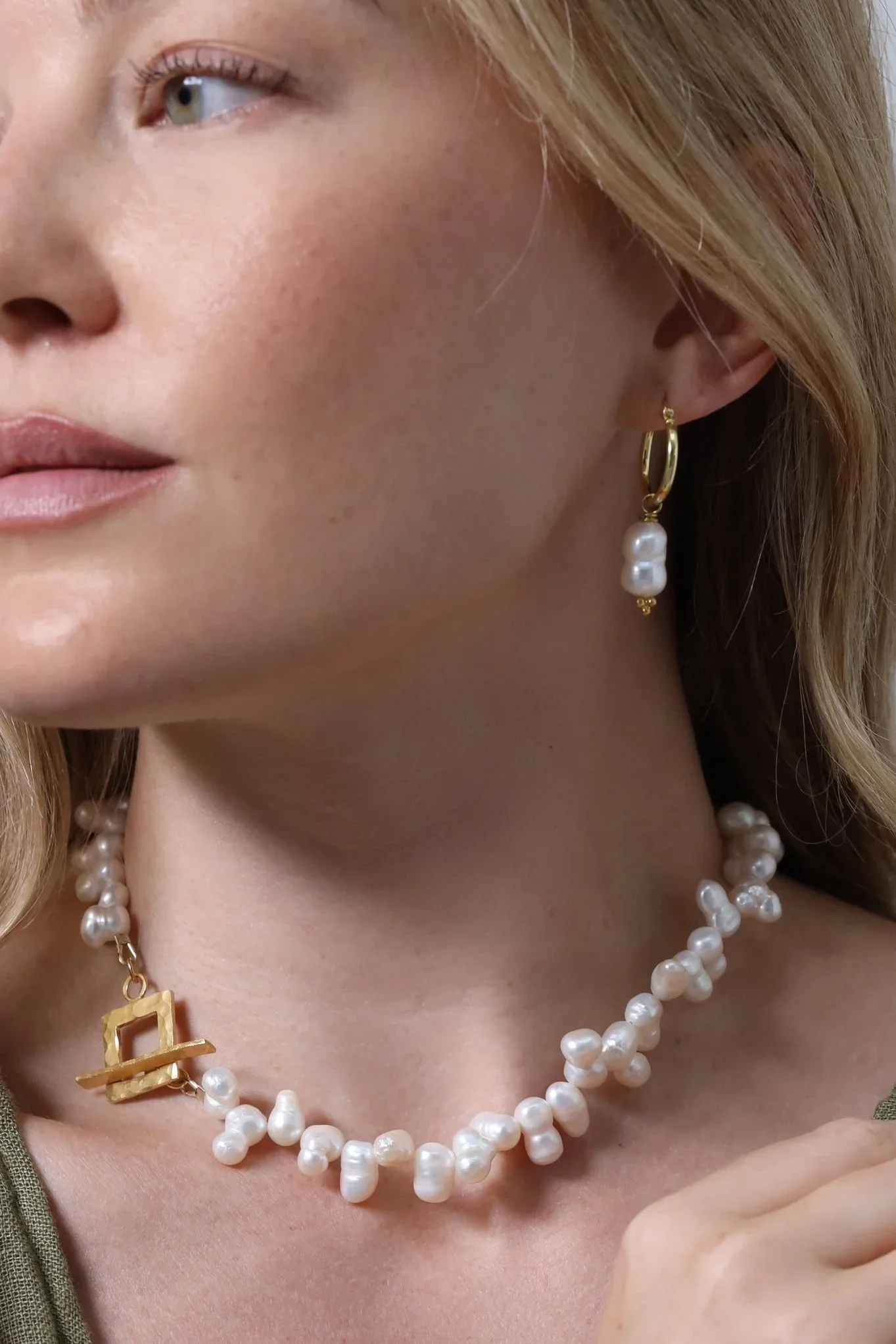 Baroque Pearl Necklace - Image 6