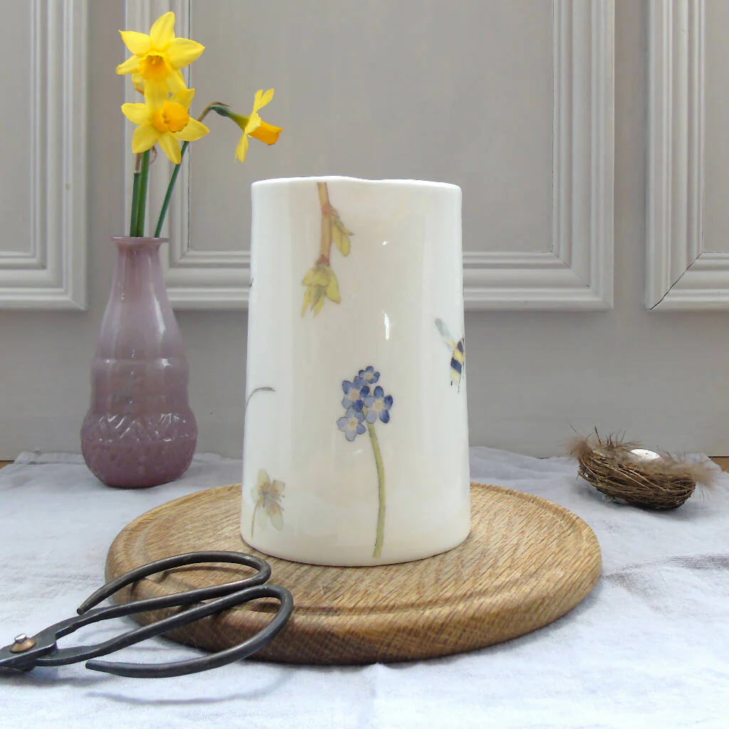 Bee and Spring Flowers Bone China One Pint Jug - Image 5