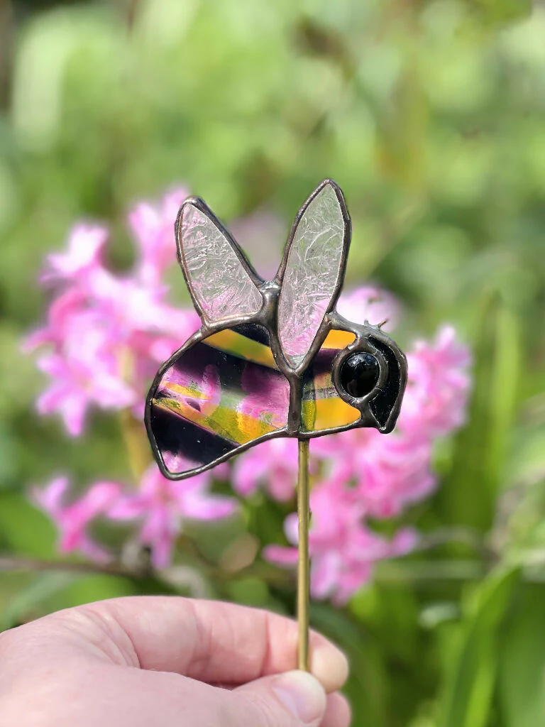 Bee plant stake - adorable stained glass bumblebee - Image 3