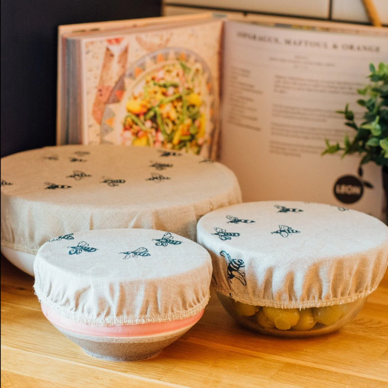 Bee Reusable Linen Bowl Covers Set - Image 4