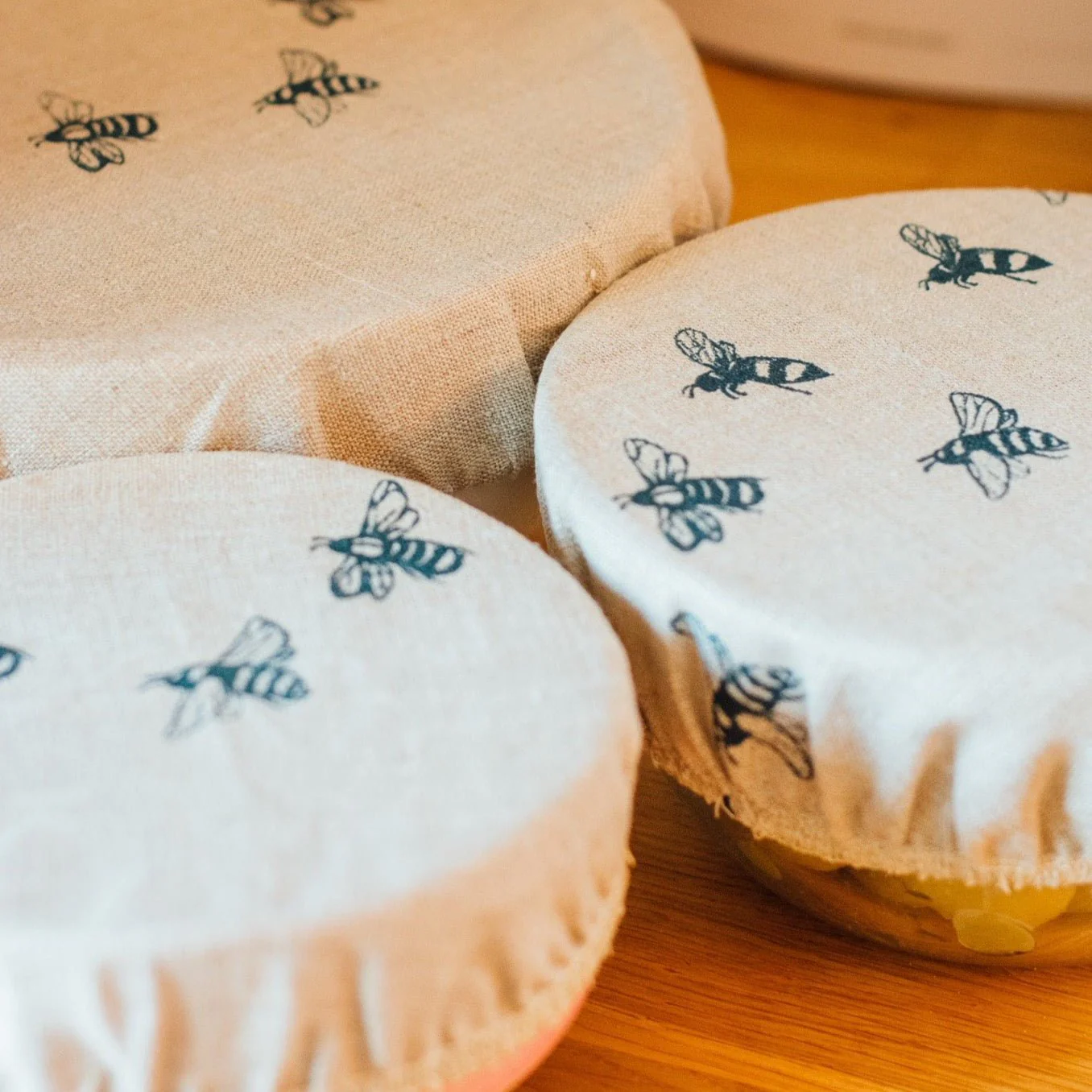 Bee Reusable Linen Bowl Covers Set - Image 5