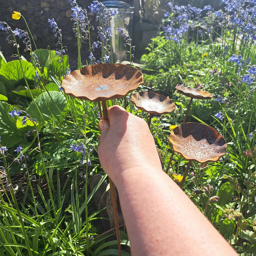 Bee Waterer with scallop detail. Garden Decor for Pollinator gardens - Image 2