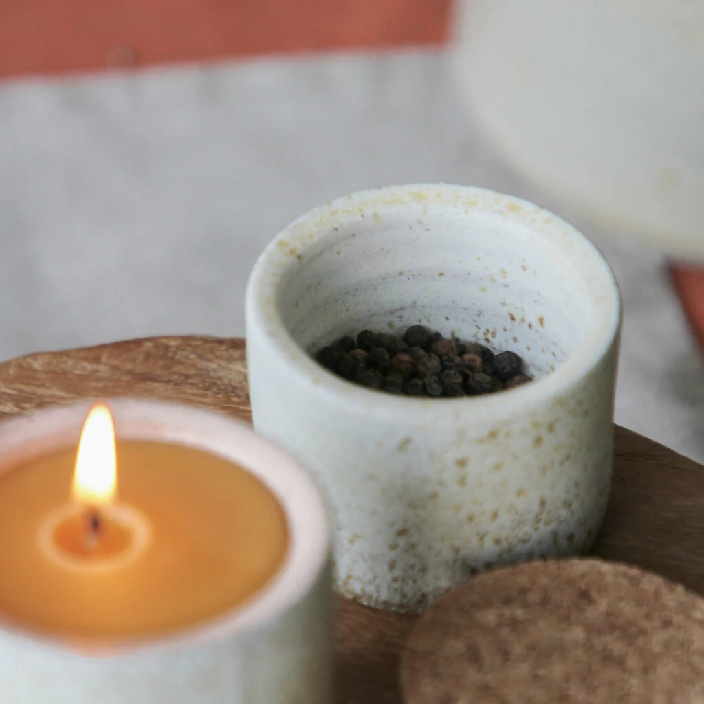 Beeswax Ceramic Candle Pot - Image 7