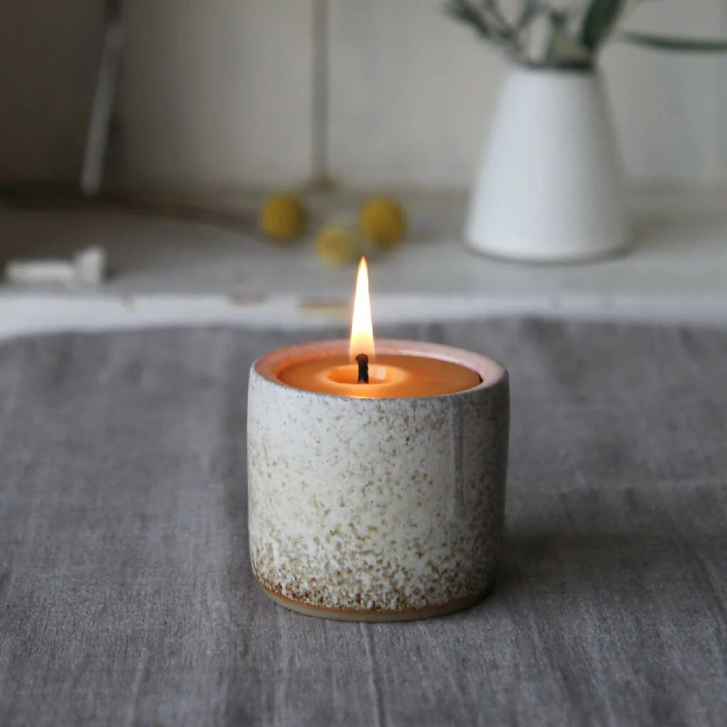 Beeswax Ceramic Candle Pot - Image 9