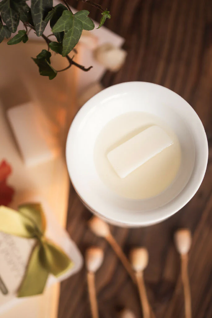 Bergamot and Poppy Botanical Wax melt - Image 5