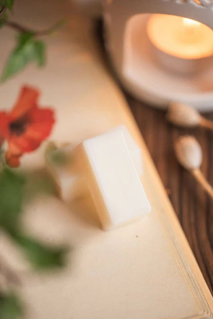 Bergamot and Poppy Botanical Wax melt - Image 6
