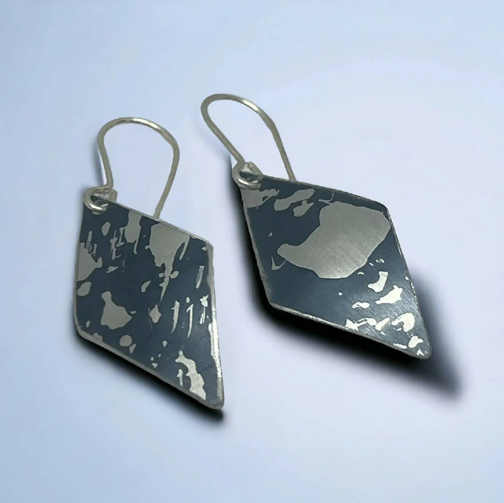 Billy Button Inspired Black Aluminium / Silver Earrings - Image 2