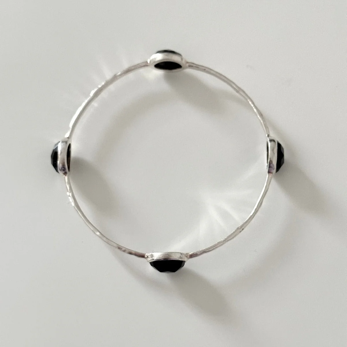 Black Onyx Gemstone Bangle in Sterling Silver - Image 3