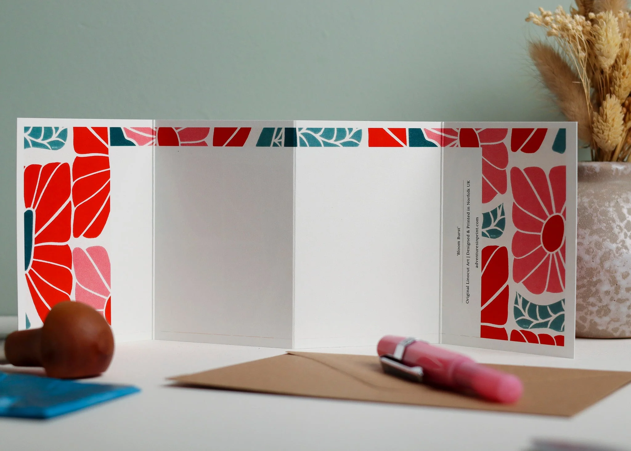 Bloom Burst Garland Card | Single Card & Envelope - Image 2