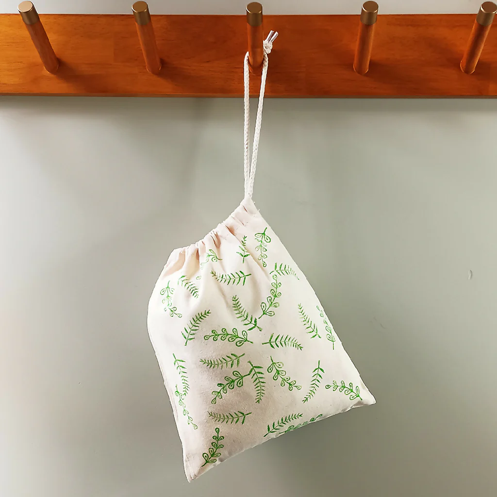 Botanical drawstring bag wood block printing kit - Image 3