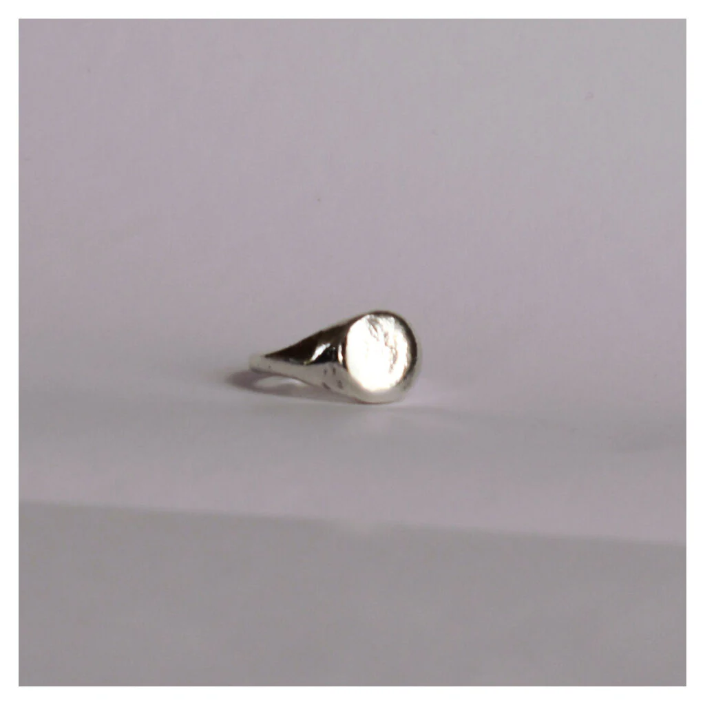 BRUISED Signet Ring .4 - Image 5