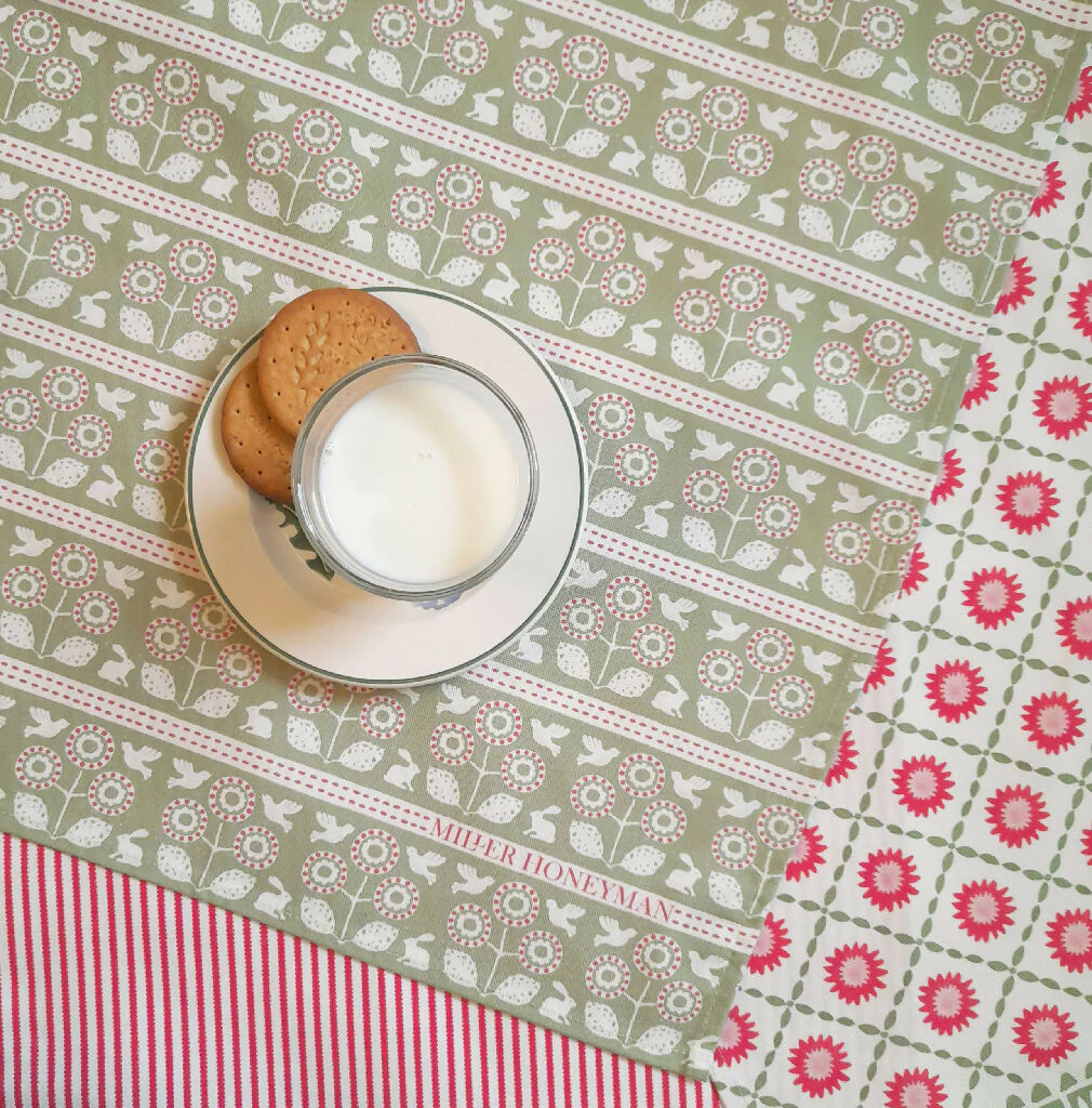 Bunny & Bird Organic Cotton Tea Towel in Pink & Green - Image 2