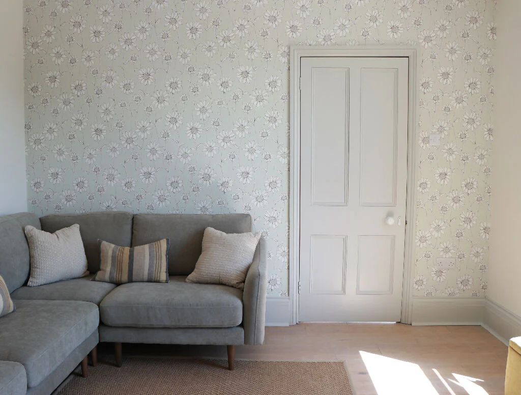 Caja Floral Sustainable Wallpaper Available in Six Colours - Image 10