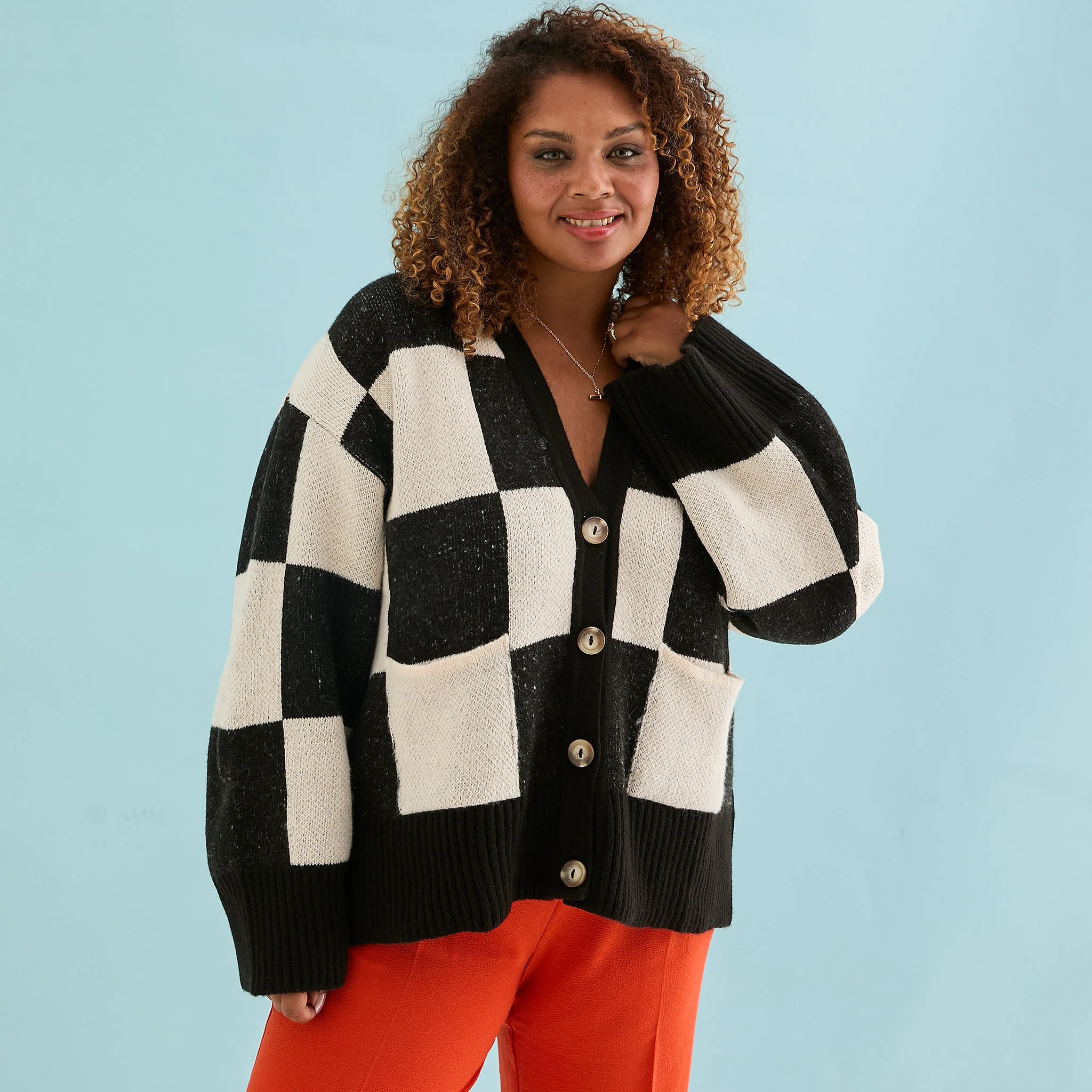 Candice Checked Oversized Chunky Cardigan - Black & White - Image 10
