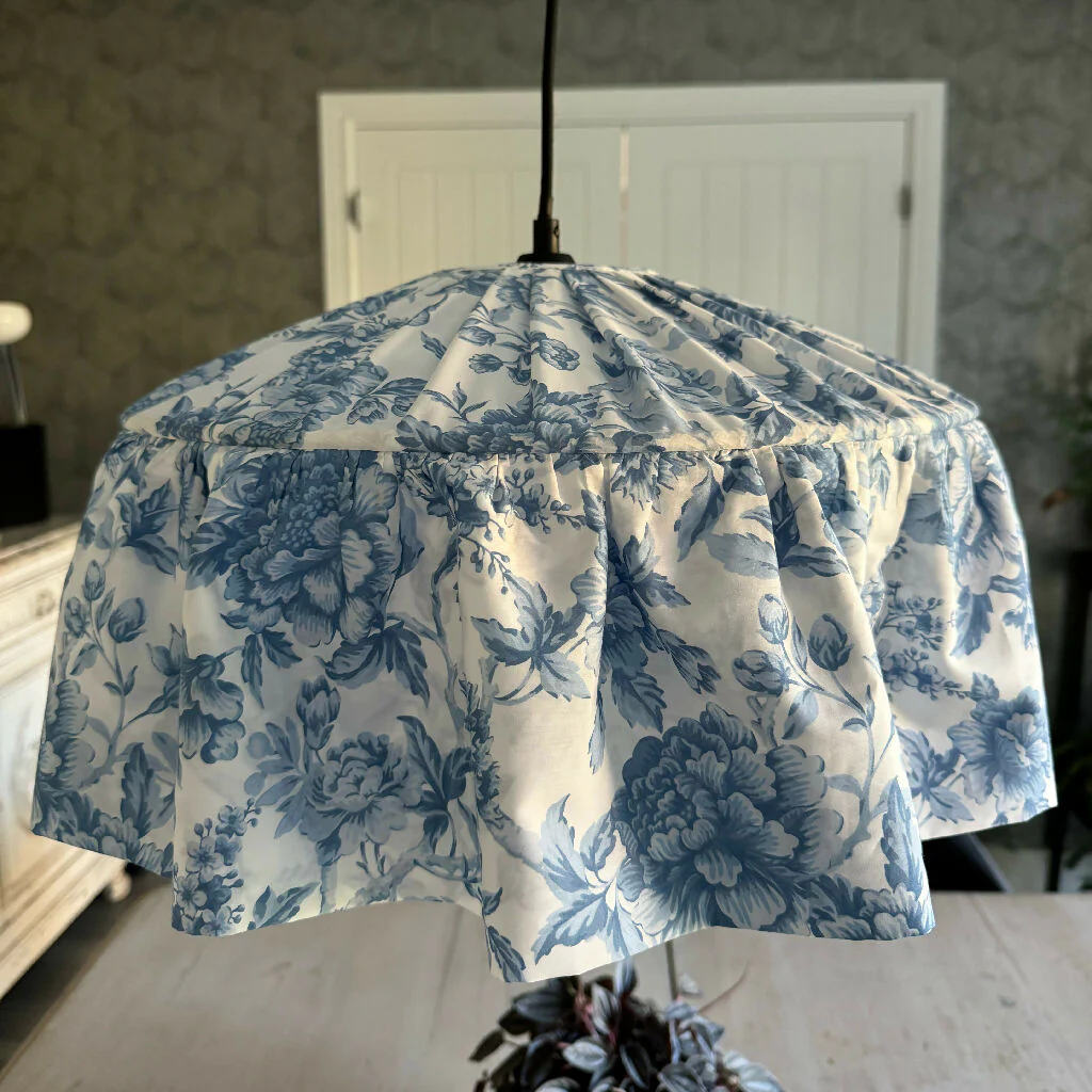 Carousel Style Lampshade - Image 6