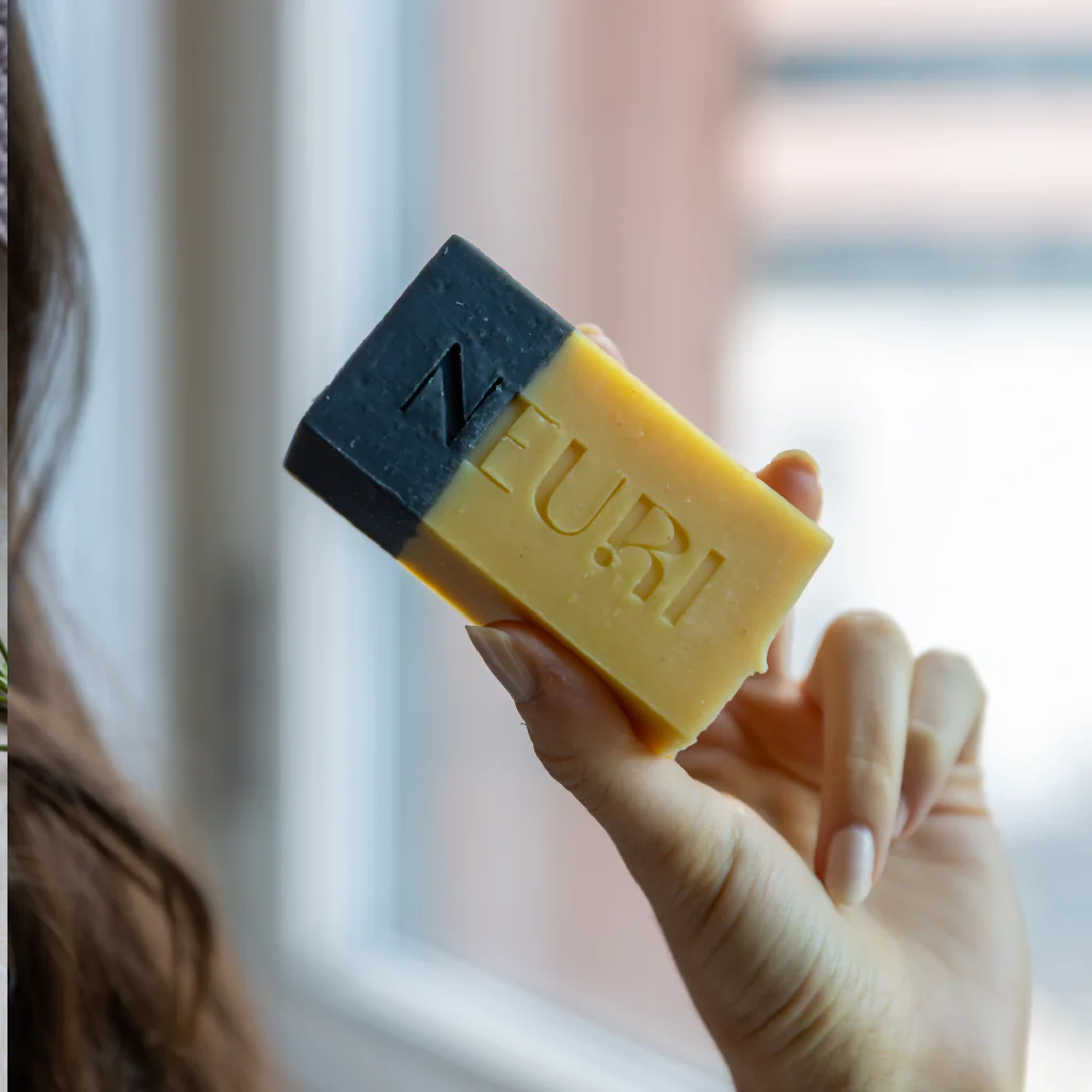 Cascade Peppermint & Rosemary Body Wash Bar with Turmeric and Charcoal - Image 2
