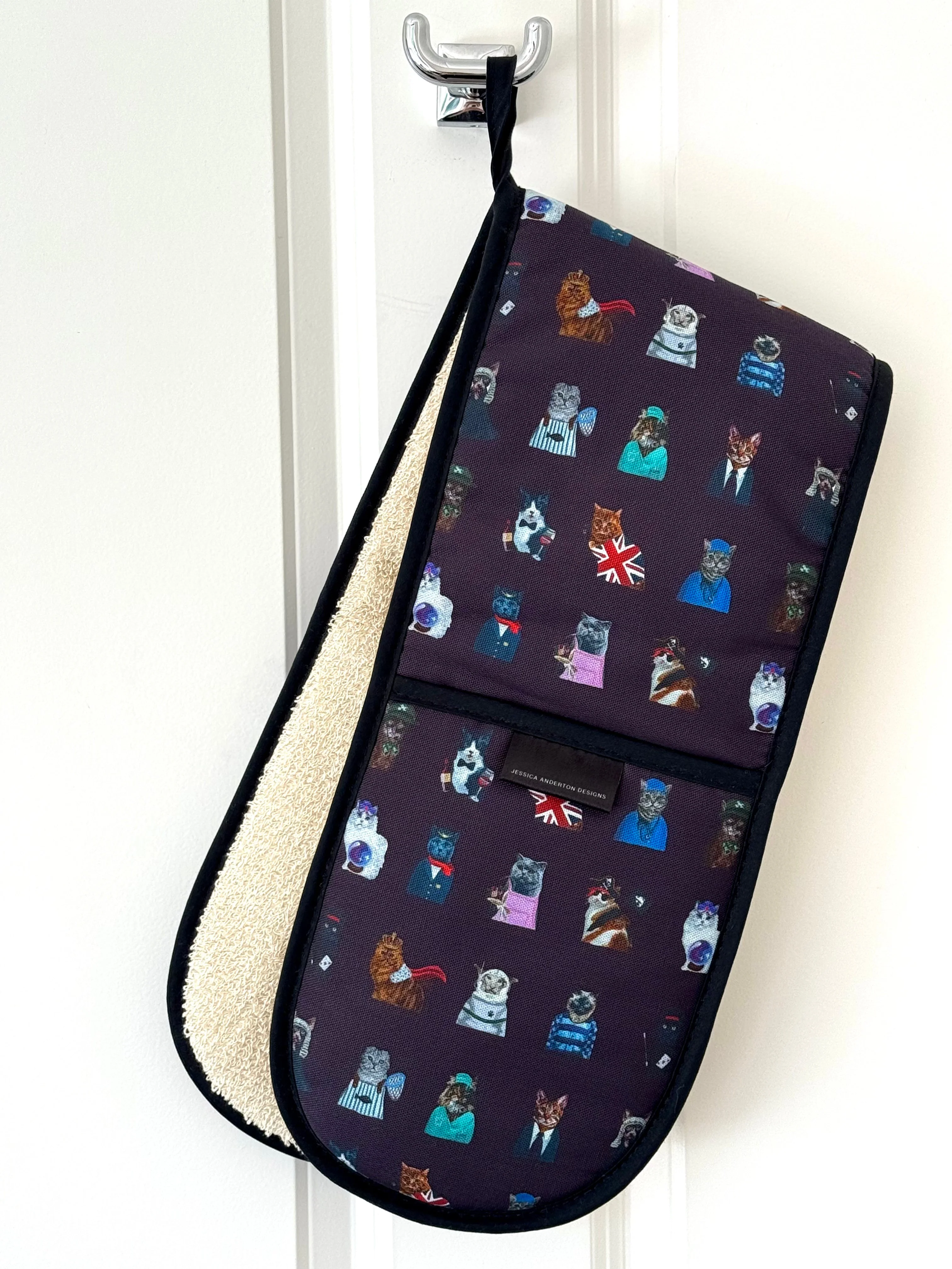 CATS Double Oven Gloves - Image 6