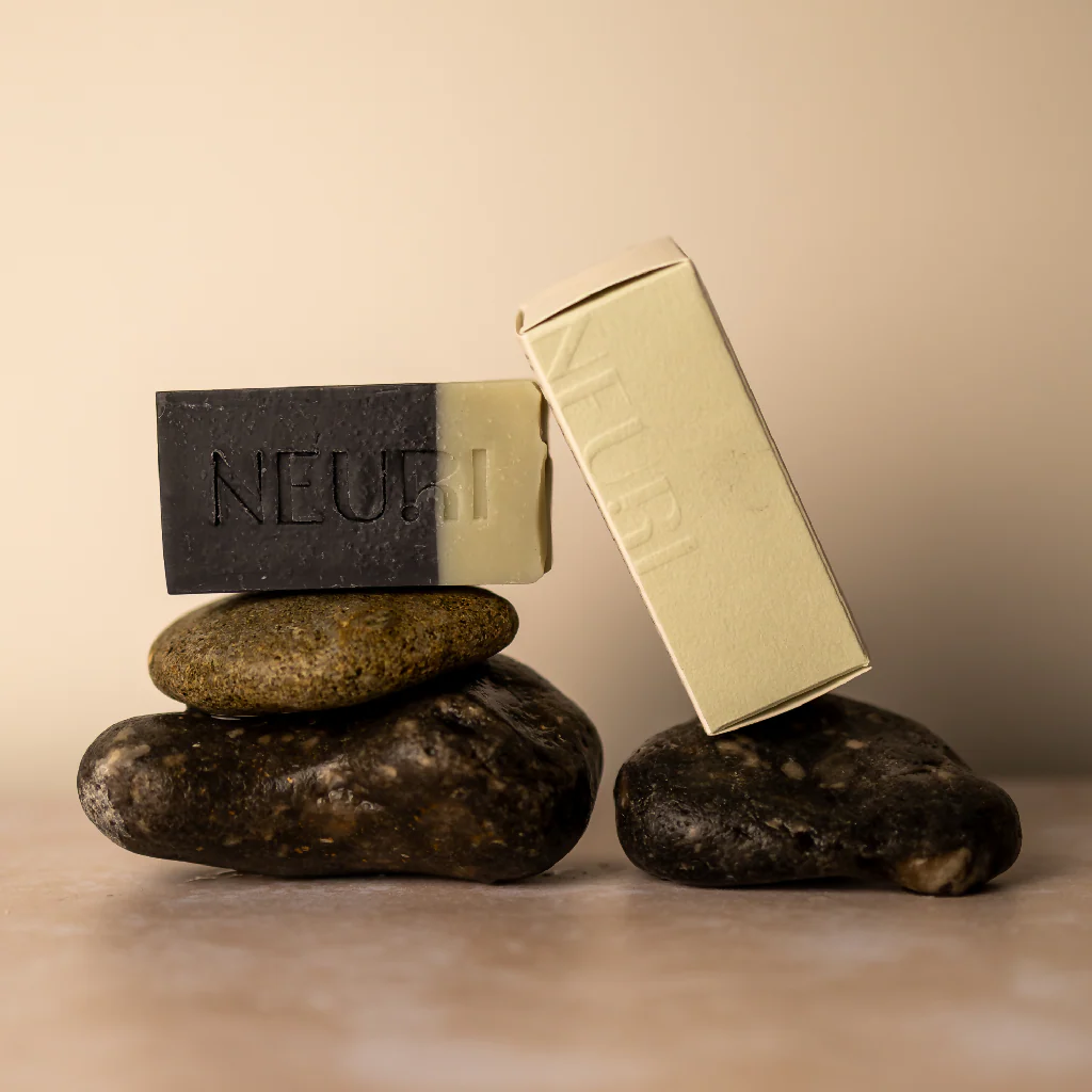 Cedar Vetiver & Cedarwood Body Wash Bar with Charcoal & Clay - Image 2