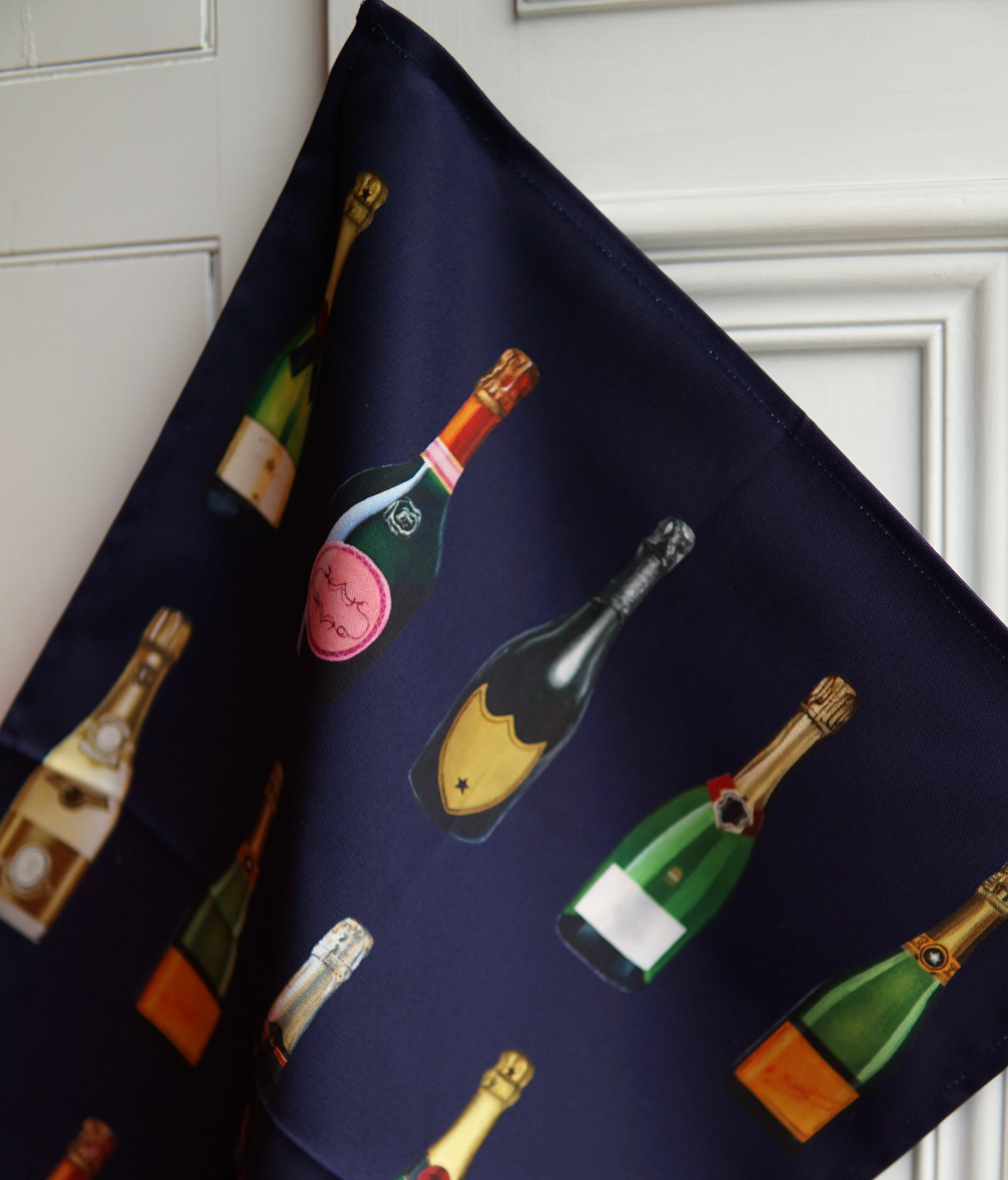 Champagne and Fizz Tea Towels - Image 7