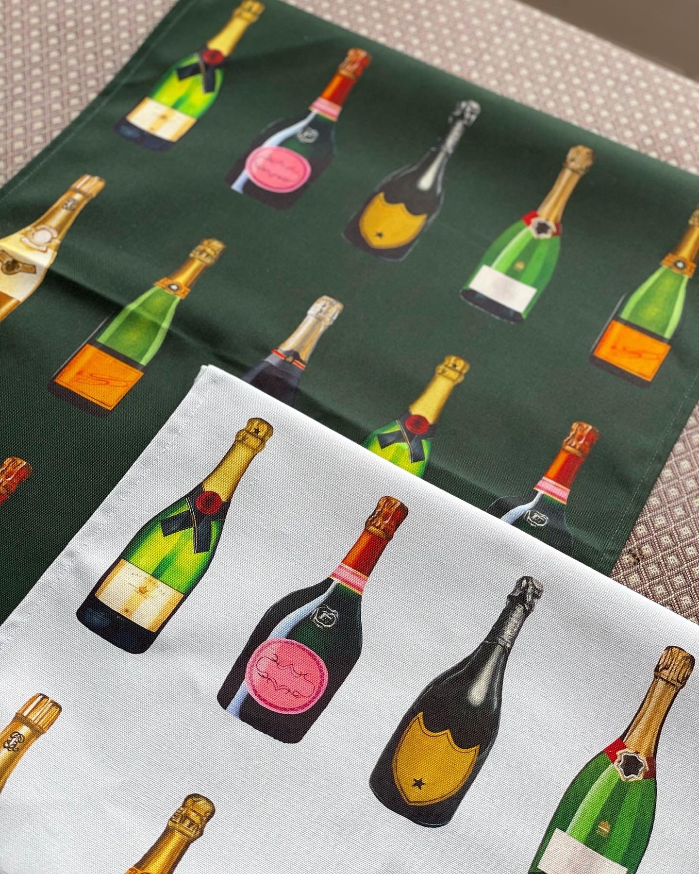 Champagne and Fizz Tea Towels - Image 8