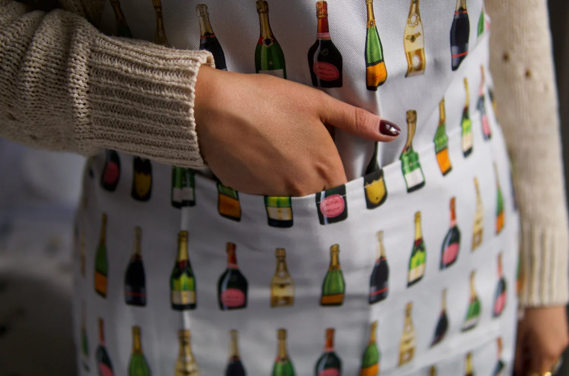 Champagne & Fizz Apron - Image 13