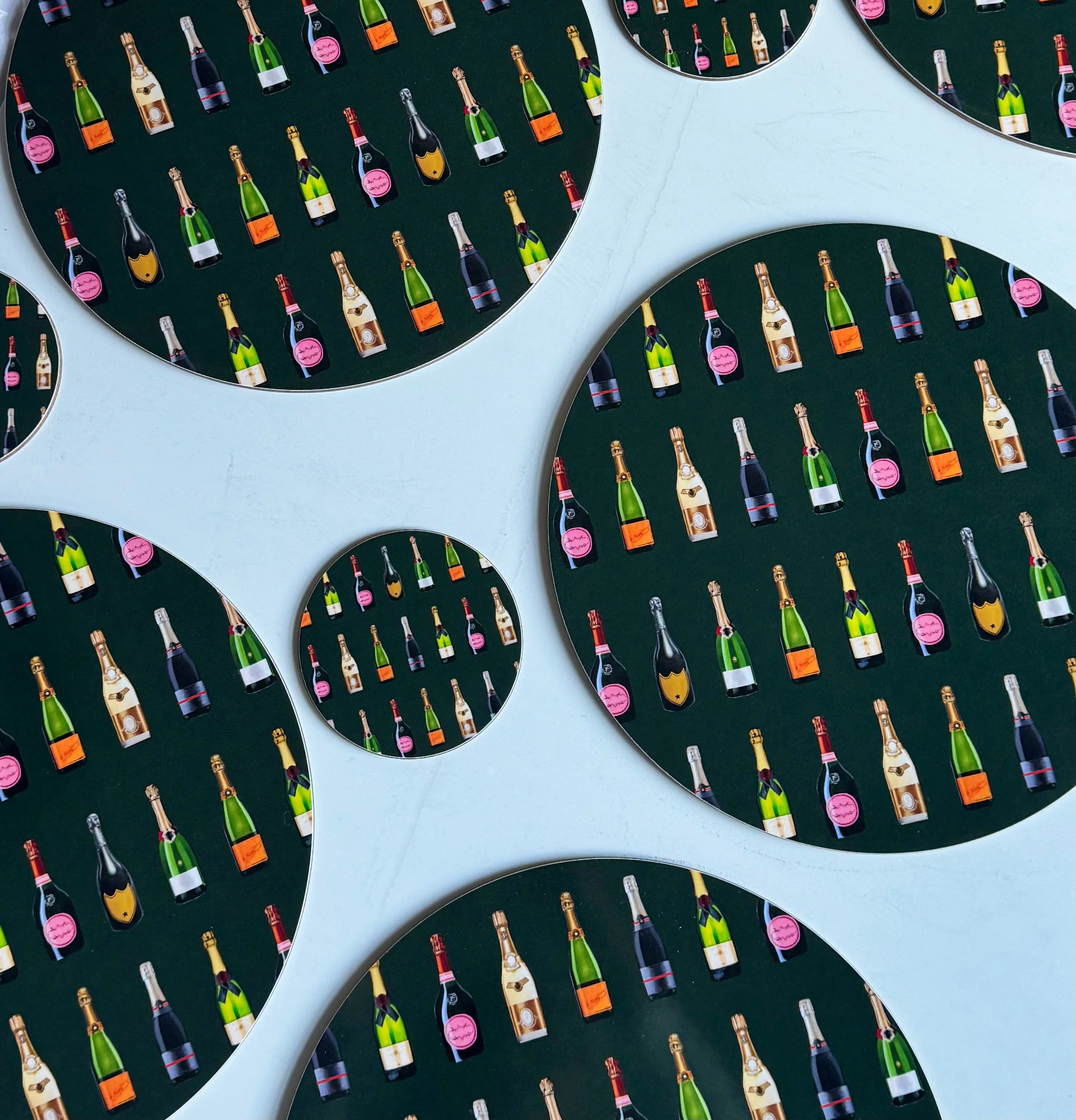 Champagne & Fizz Placemats - Image 3