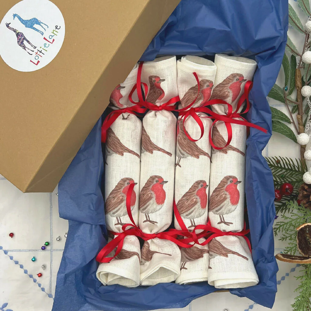 Christmas Linen Napkin Crackers - Little Red Robins - Image 4