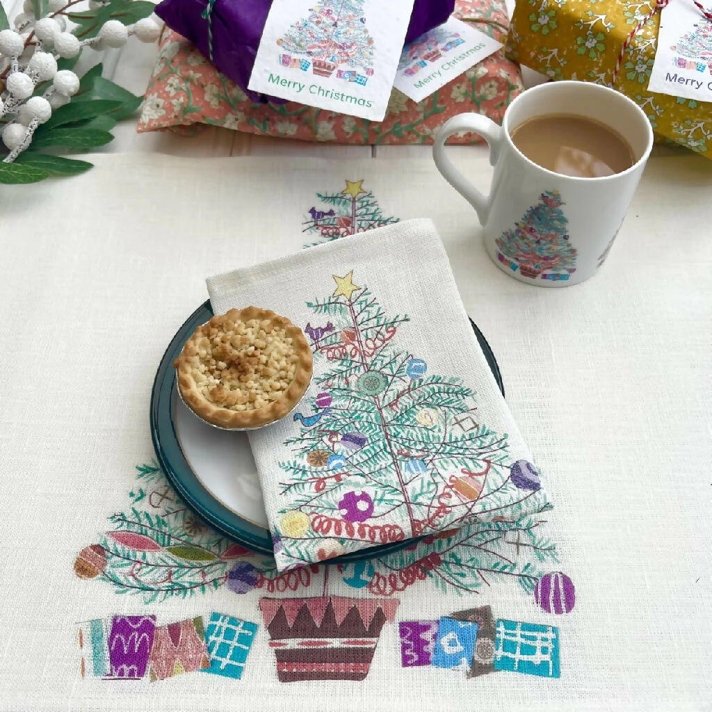 Christmas Tree Linen Placemats - Image 3