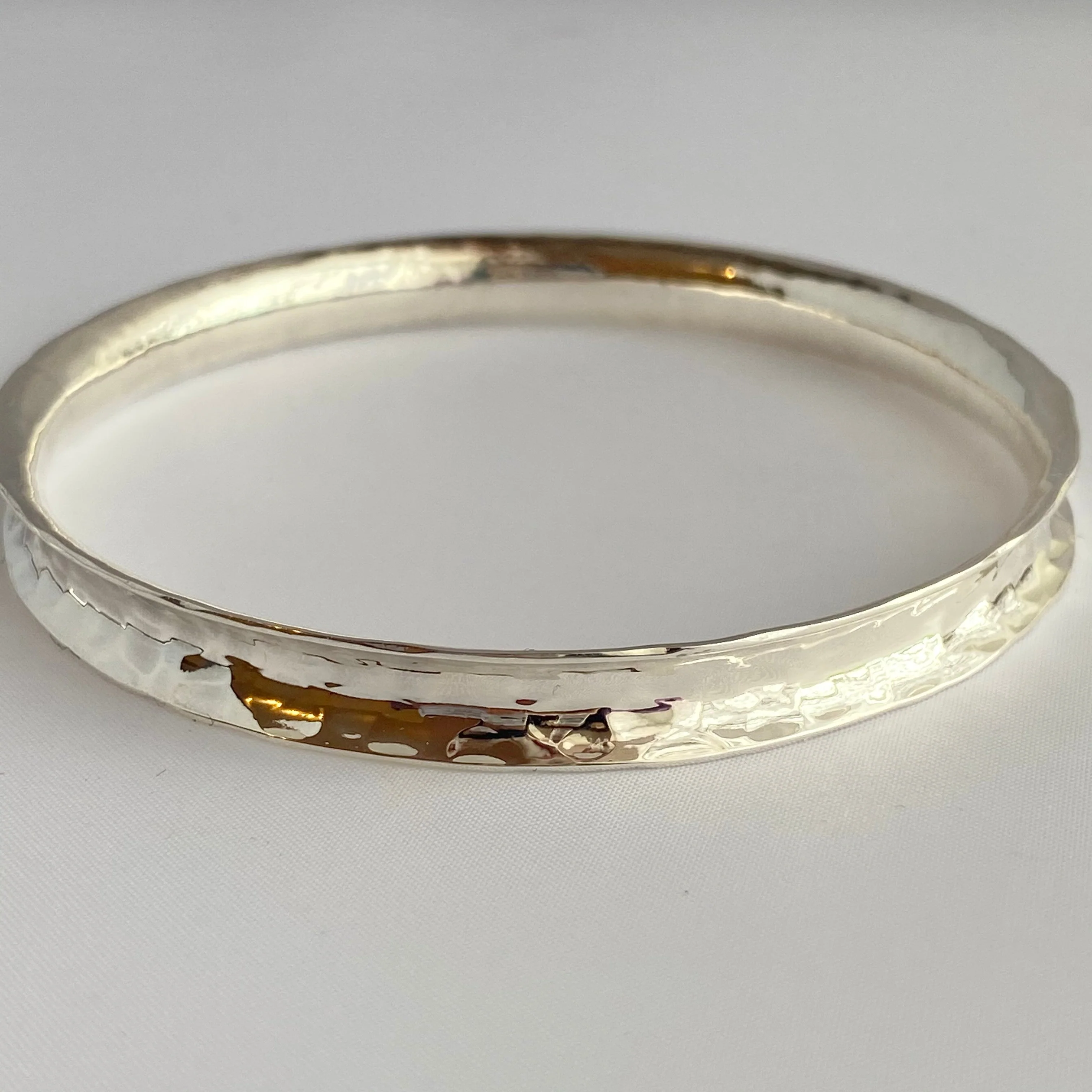 Chunky Sterling Silver 7mm wide Concave Bangle with a Hammered Finish - Image 3