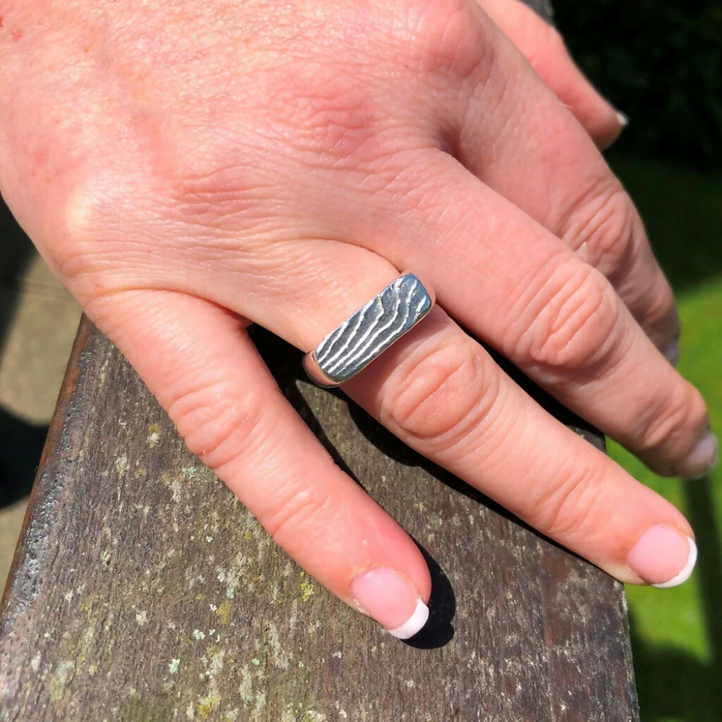 Chunky Textured Sterling Silver Cuttlefish Ring - Image 5