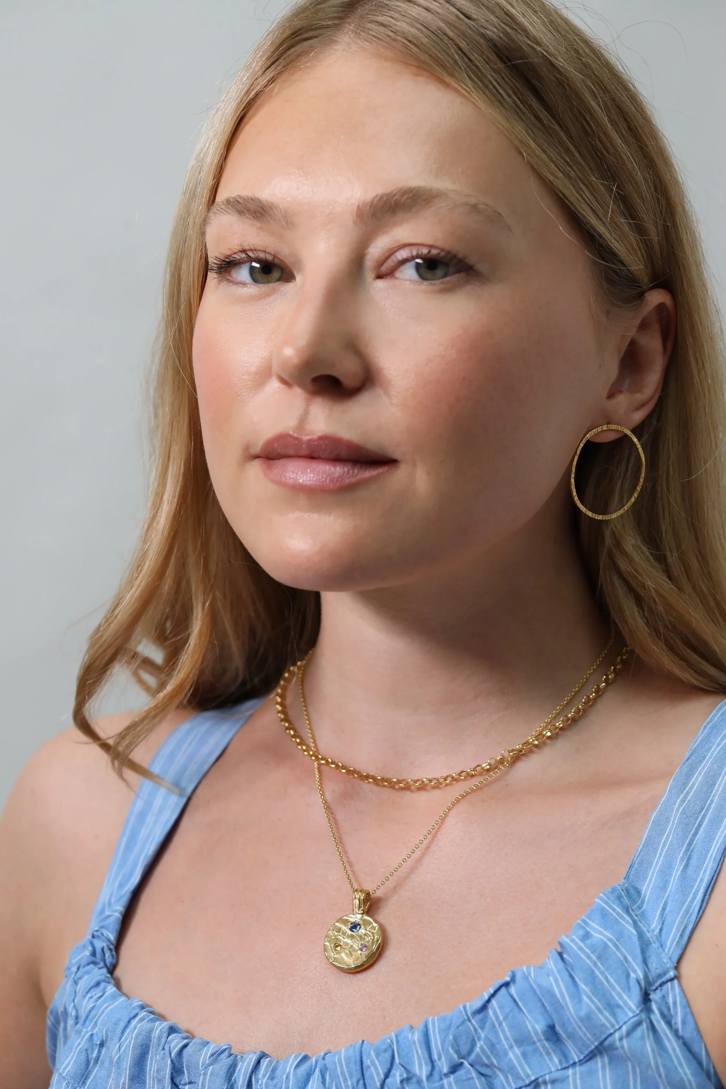 Circle Bark Stud Earrings - Image 2