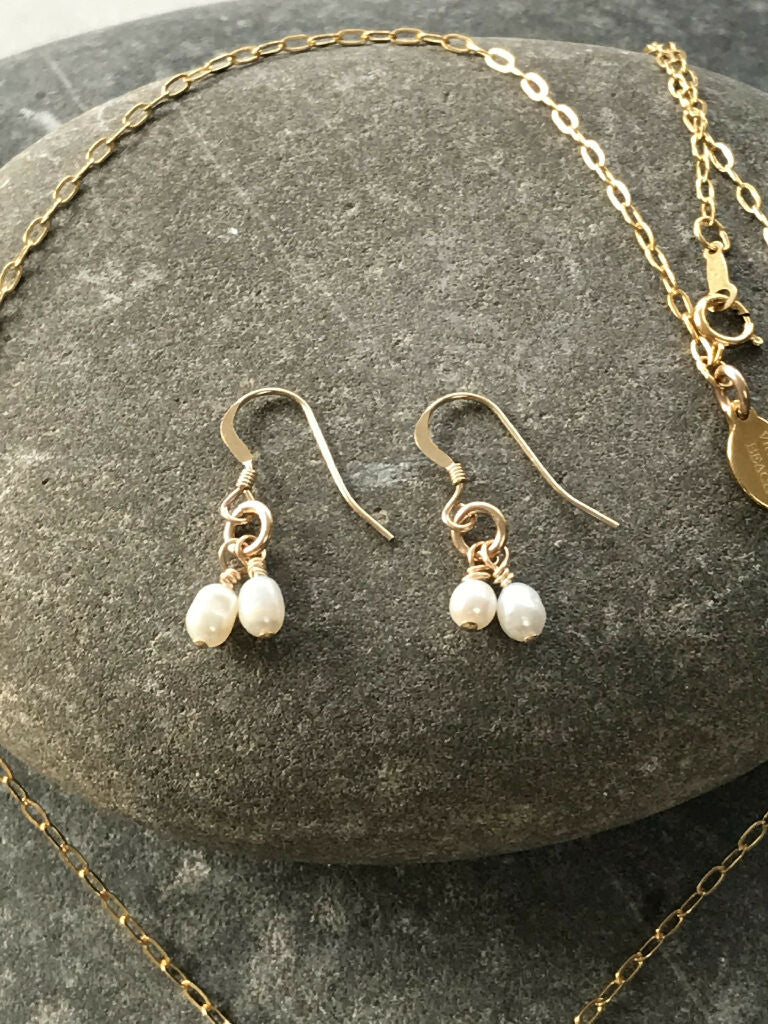 A cluster necklace jewellery set - Image 3